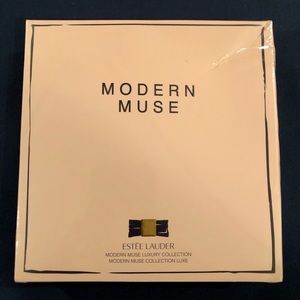 Modern muse  Estée Lauder